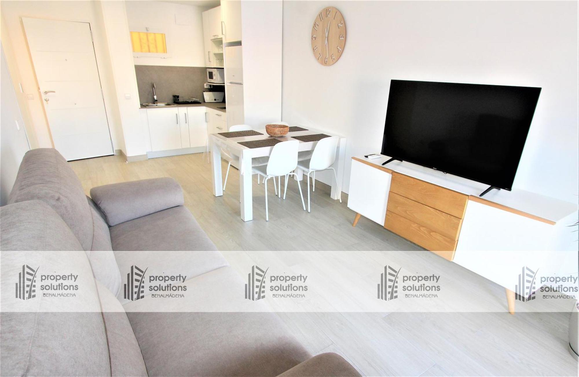 706 Minerva Apartamentos - Vista Al Mar Y La Piscina - Piscina Y Playa Бенальмадена Экстерьер фото