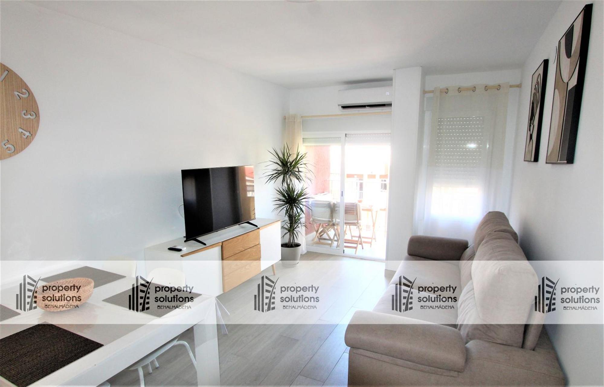 706 Minerva Apartamentos - Vista Al Mar Y La Piscina - Piscina Y Playa Бенальмадена Экстерьер фото