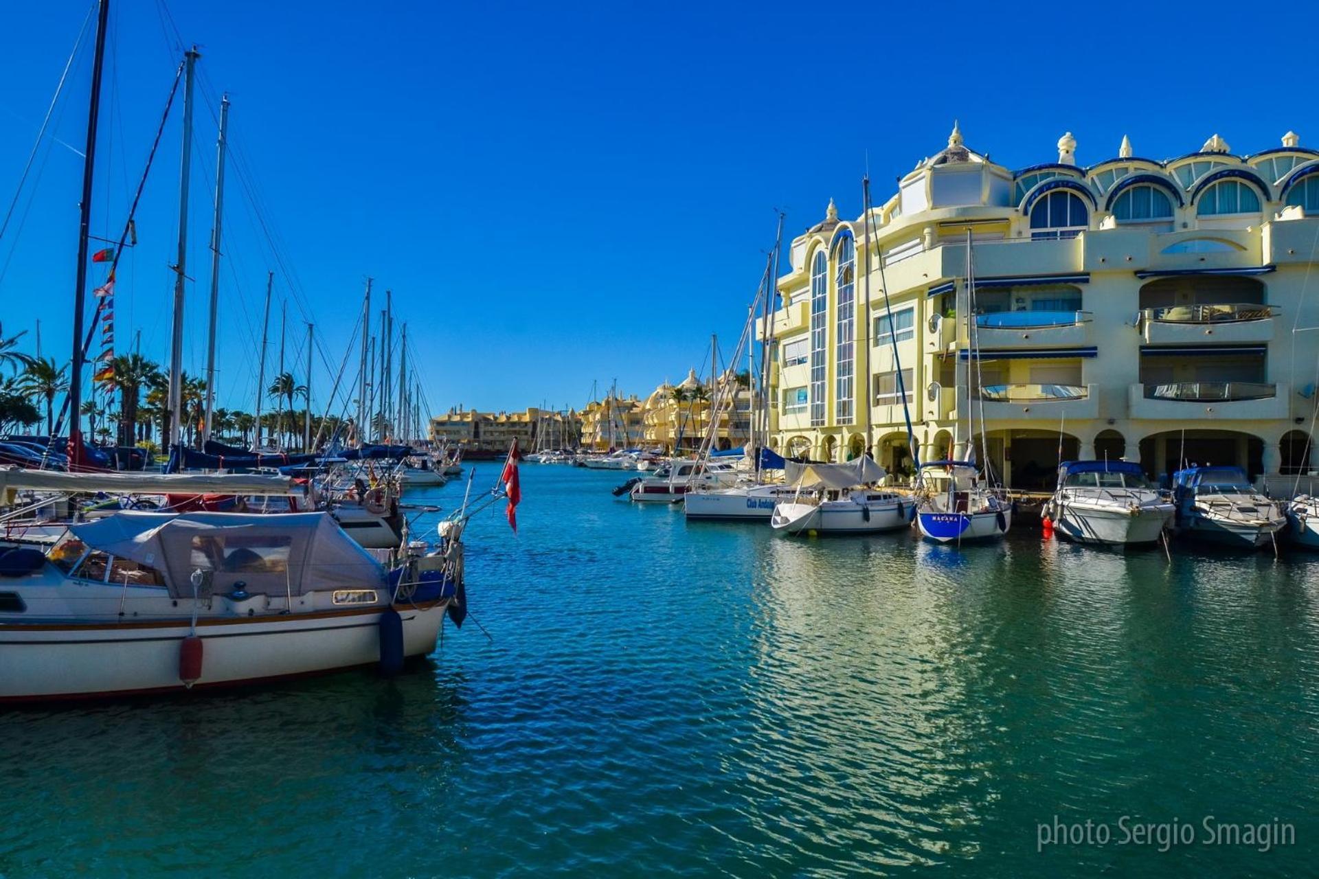 706 Minerva Apartamentos - Vista Al Mar Y La Piscina - Piscina Y Playa Бенальмадена Экстерьер фото