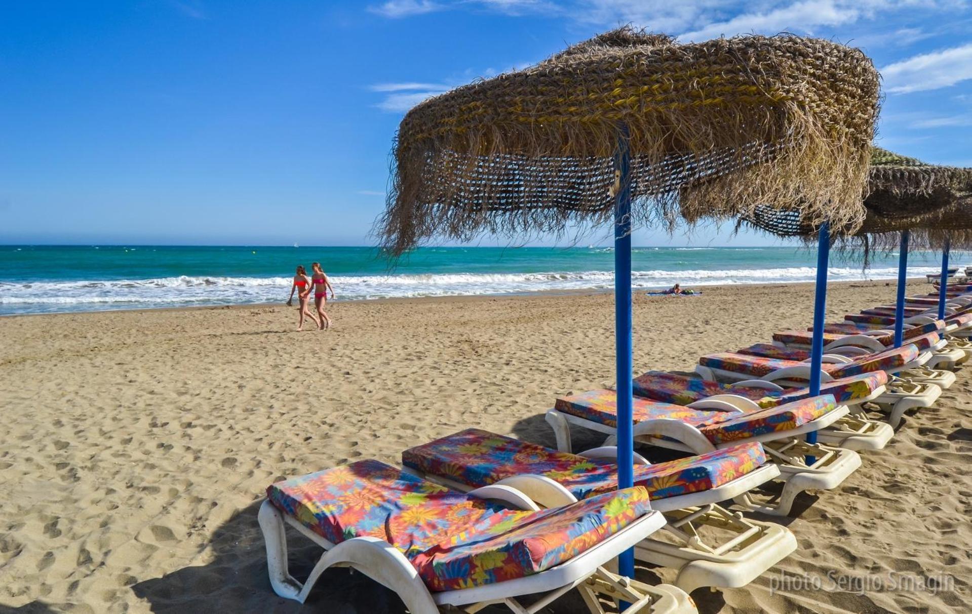 706 Minerva Apartamentos - Vista Al Mar Y La Piscina - Piscina Y Playa Бенальмадена Экстерьер фото